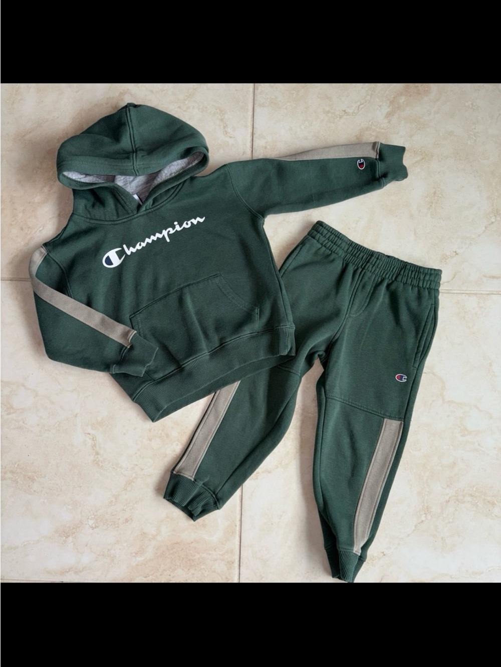 Champion Kids Green Hooded Sweatshirt & Jogger Set 4t